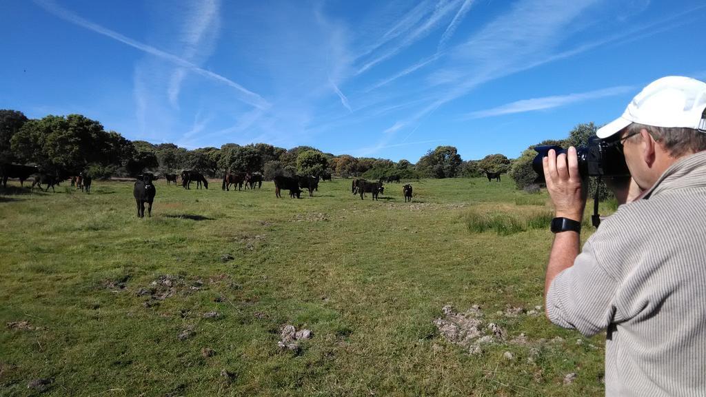 Eco-Lodge En La Reserva Privada Campanarios De Azaba - Proyecto De Conservacion Espeja 外观 照片